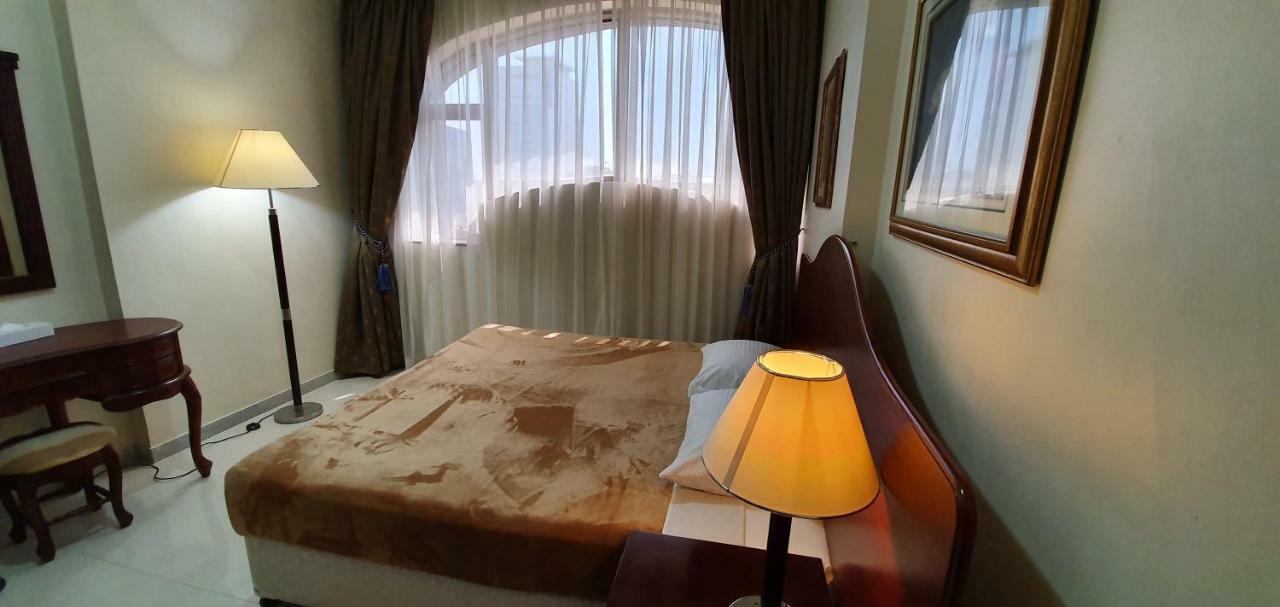 Ivory Aparthotel 3*